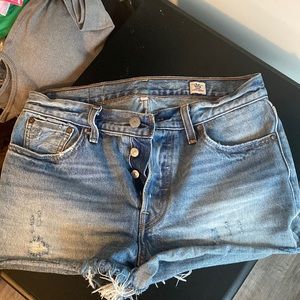 Levi’s shorts